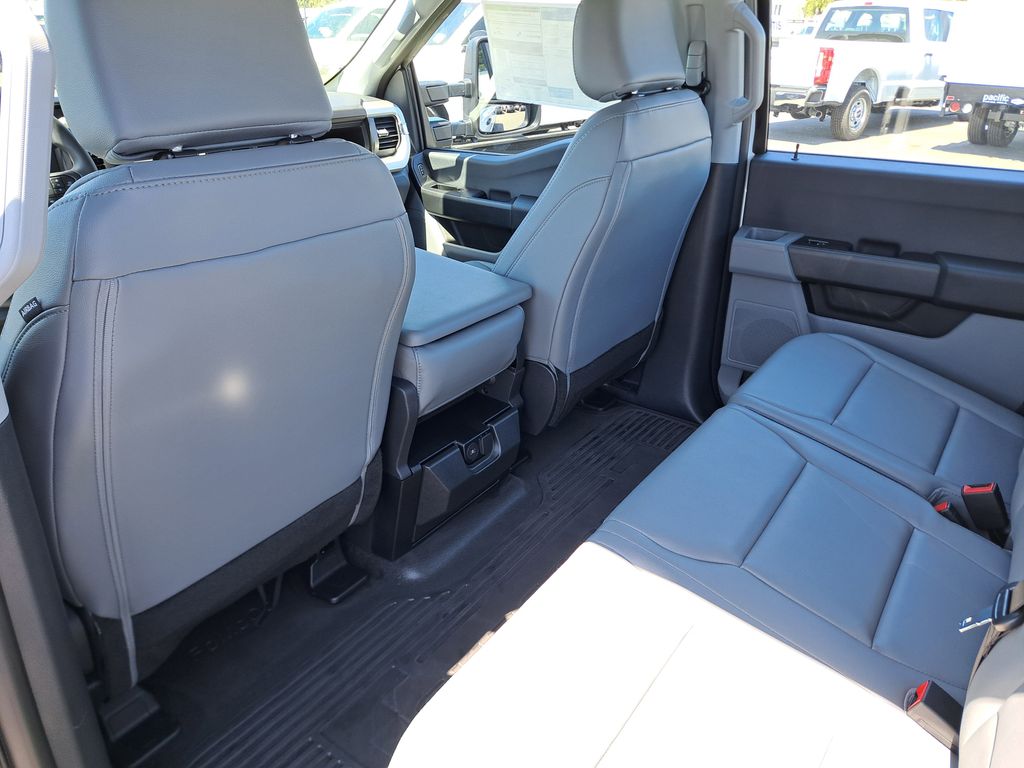 2026 Ford F-250 photo 11