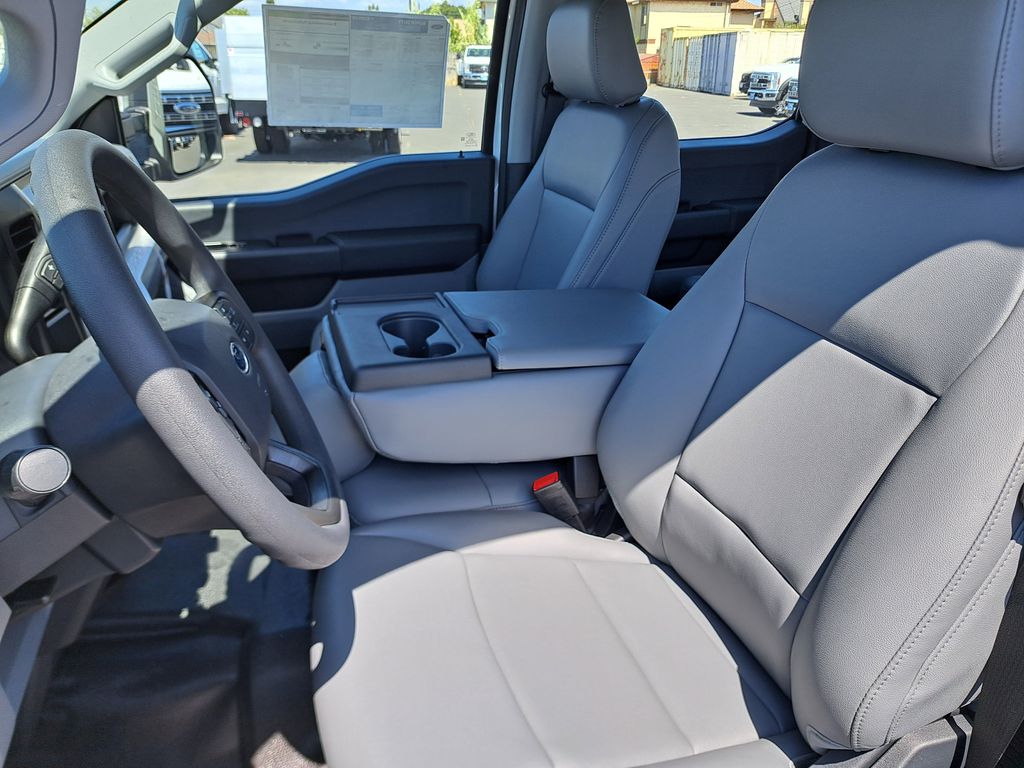 2026 Ford F-250 photo 15