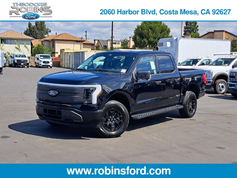 2025 Ford F-150 Lightning XLT