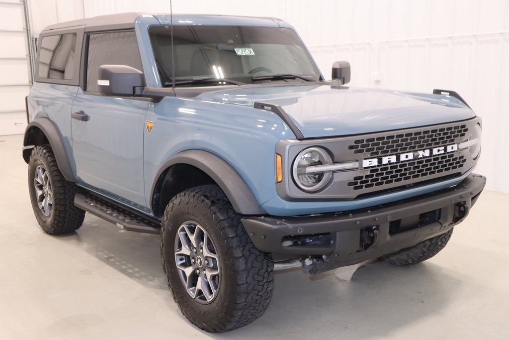 2023 Ford Bronco Badlands photo 3