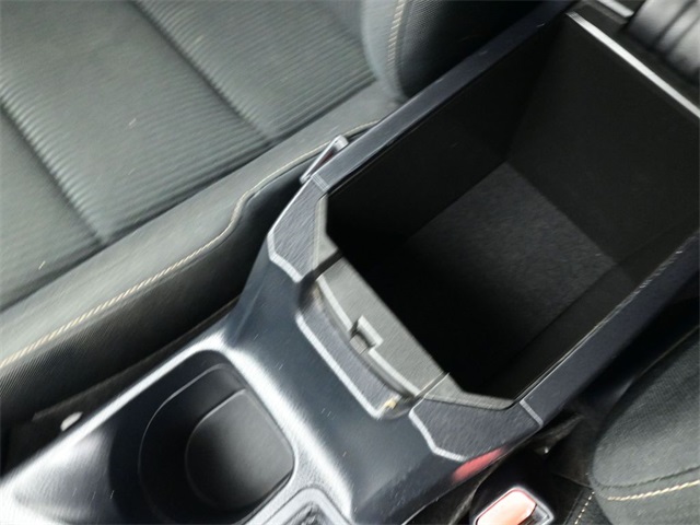 2015 Toyota RAV4 XLE photo 30