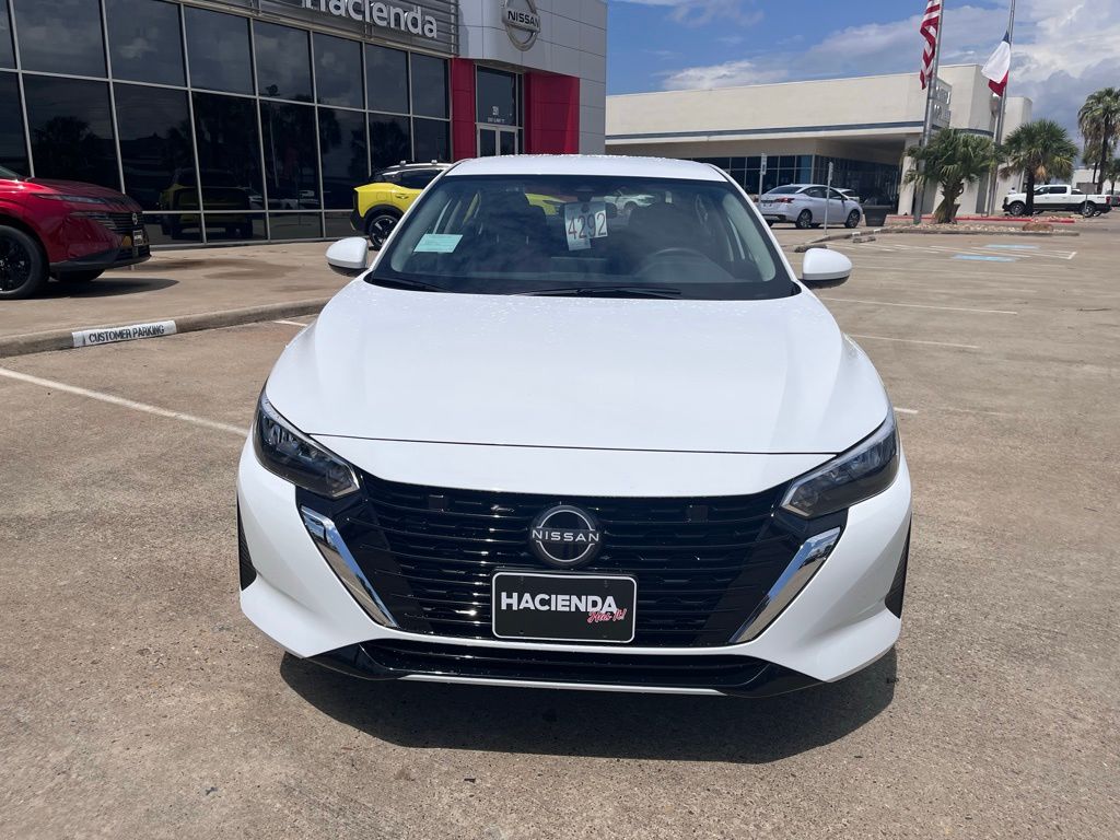 2025 Nissan Sentra SV photo 2