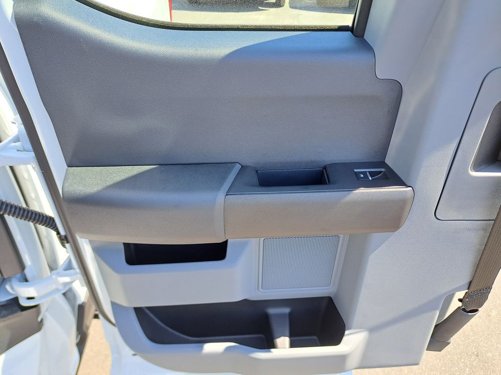 2026 Ford F-250 photo 13