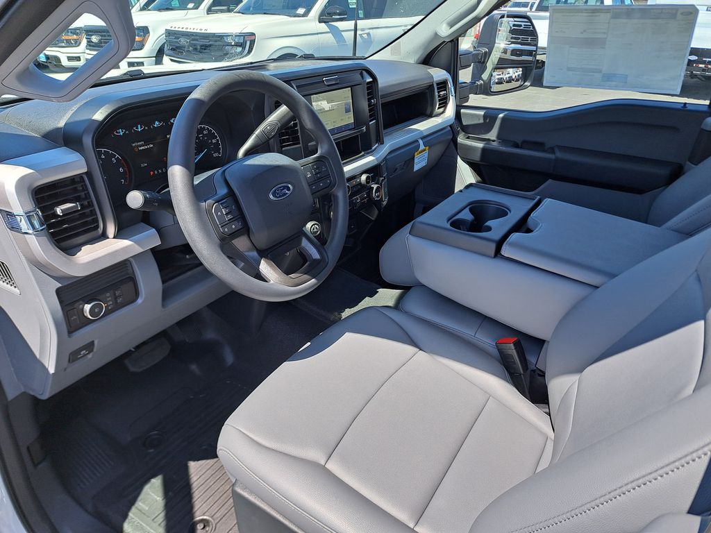 2026 Ford F-250 photo 14