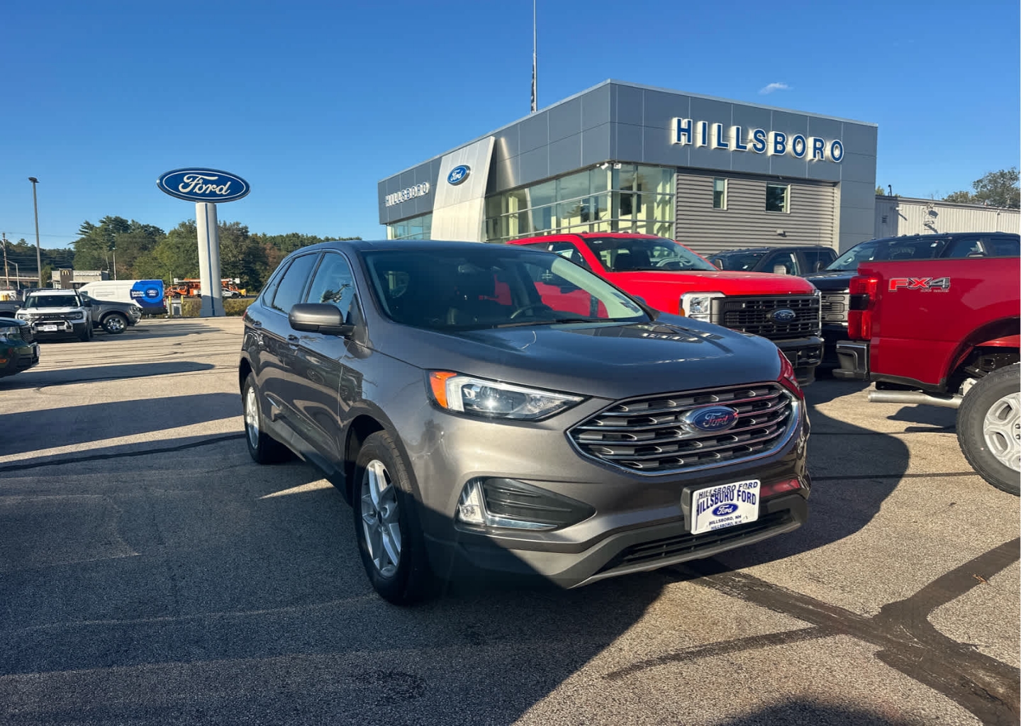 2022 Ford Edge SEL's photo