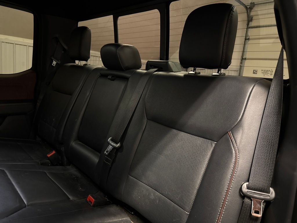 2023 Ford F-150 Lariat photo 19