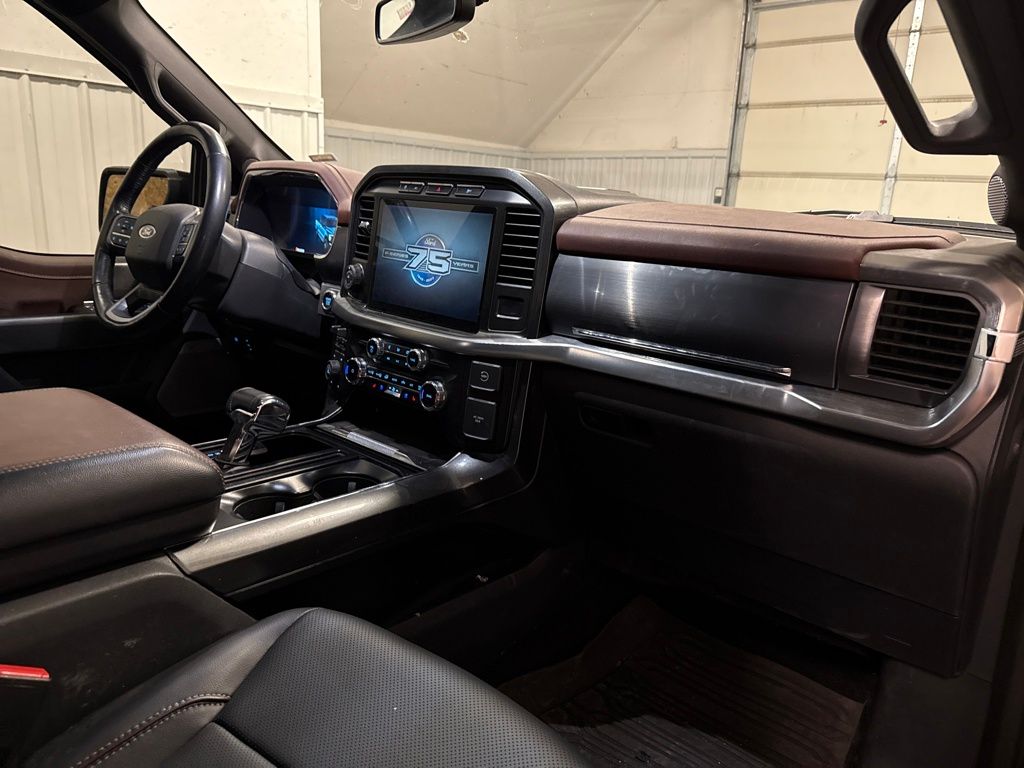 2023 Ford F-150 Lariat photo 24