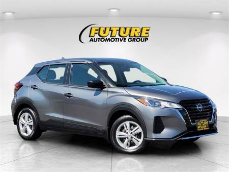 2023 Nissan Kicks S