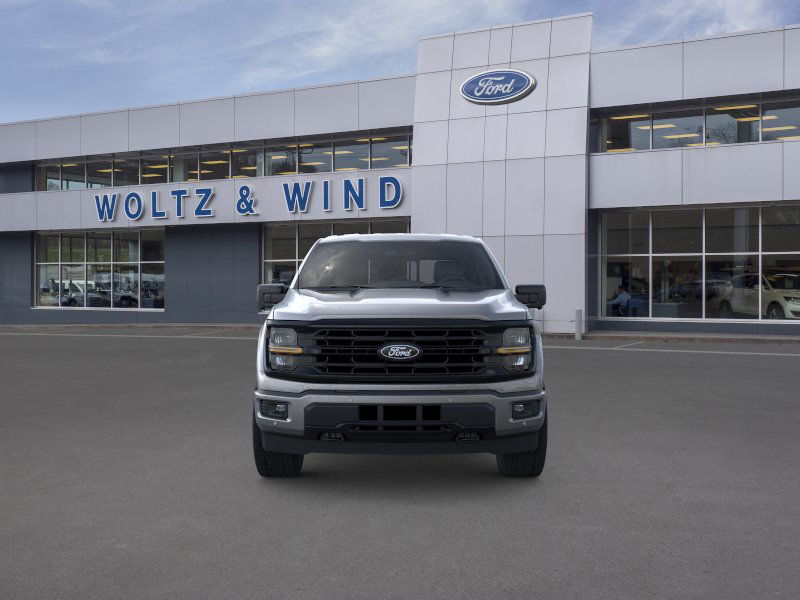 2025 Ford F-150 XLT photo 2