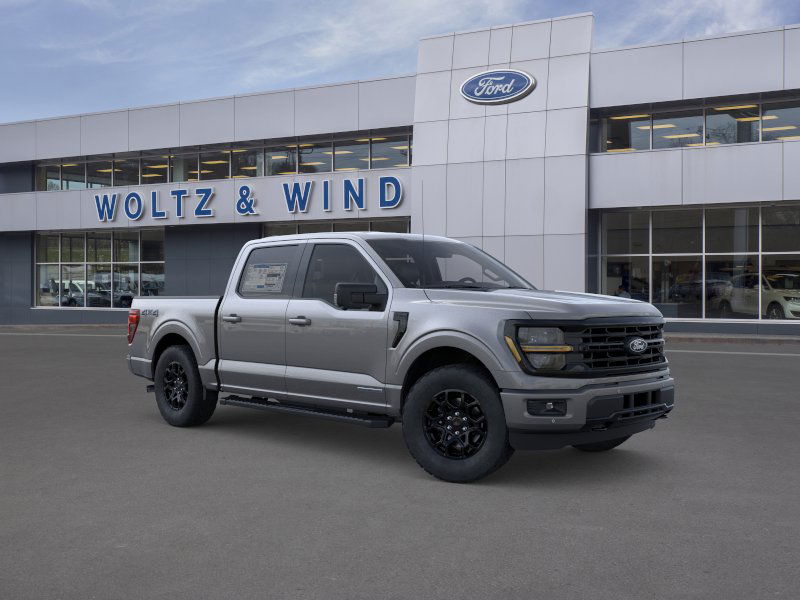 2025 Ford F-150 XLT photo 3