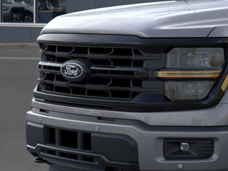 2025 Ford F-150 XLT photo 12