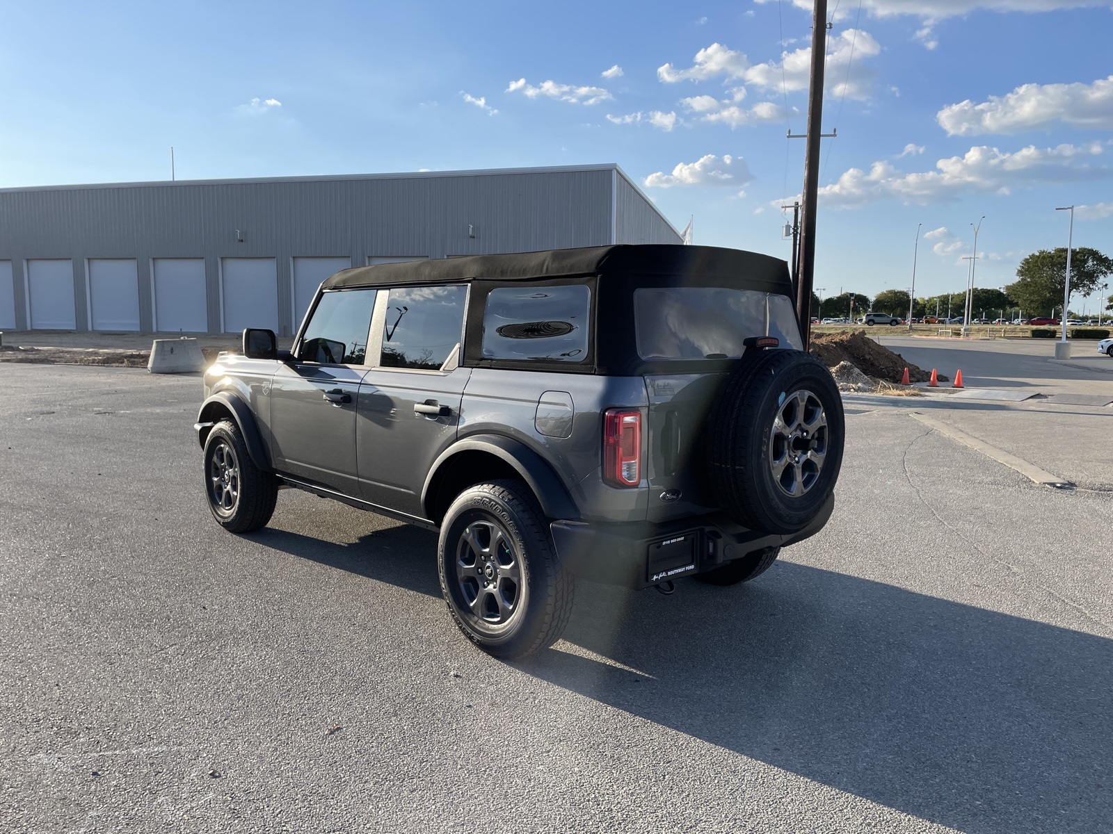 2025 Ford Bronco Big Bend photo 3