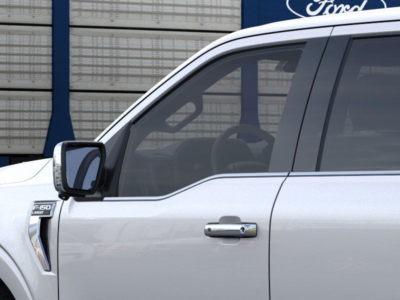 2025 Ford F-150 Lariat photo 18