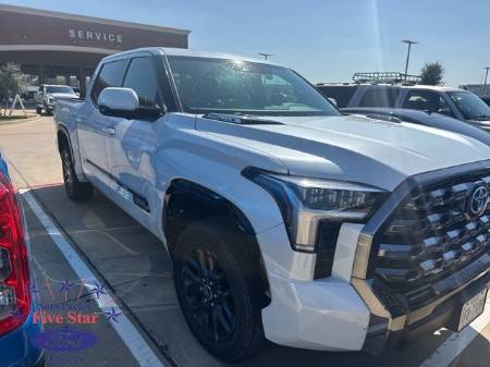 2023 Toyota Tundra Hybrid Platinum