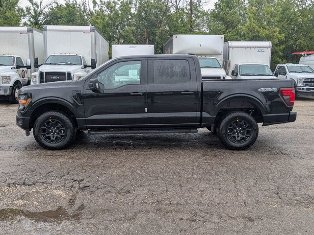 2025 Ford F-150 XLT photo 5