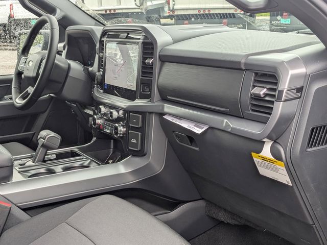 2025 Ford F-150 XLT photo 27