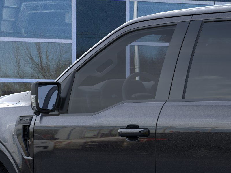 2025 Ford F-150 XLT photo 17