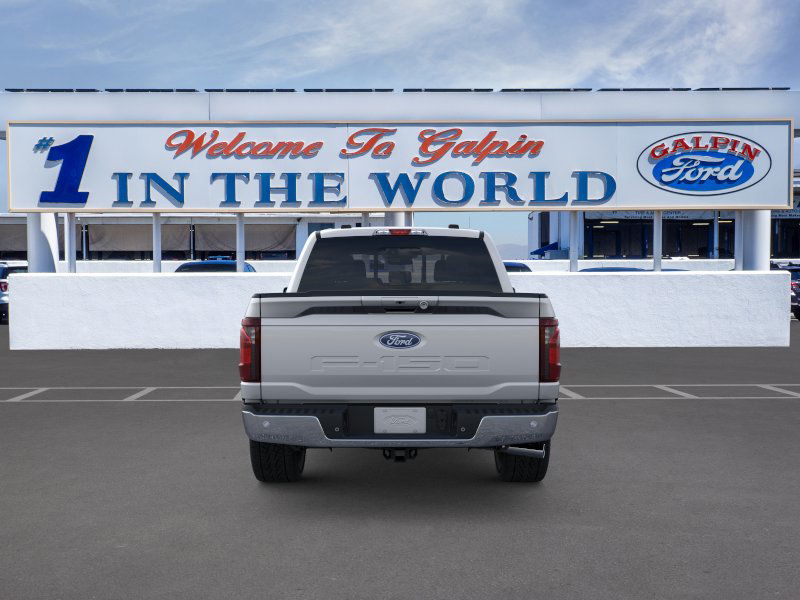 2025 Ford F-150 XLT photo 8