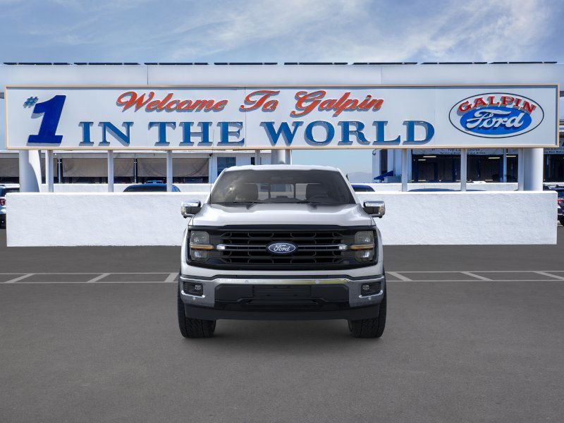 2025 Ford F-150 XLT photo 9