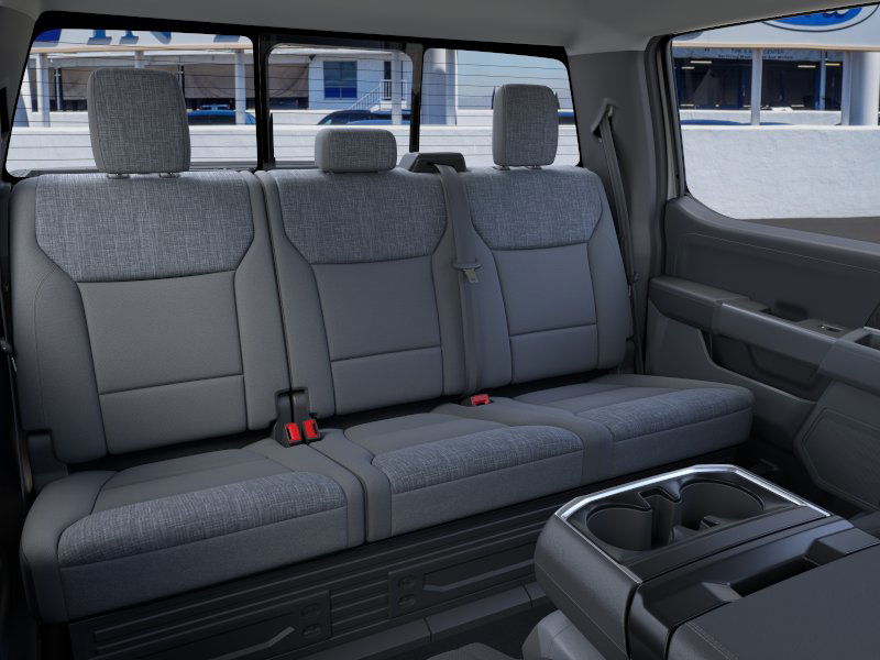 2025 Ford F-150 XLT photo 14