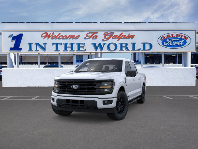 2025 Ford F-150 XLT photo 5