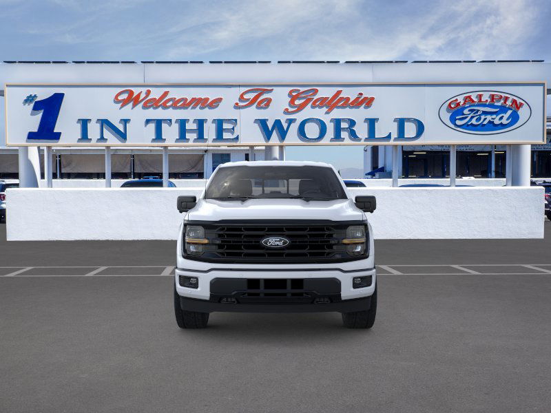 2025 Ford F-150 XLT photo 9