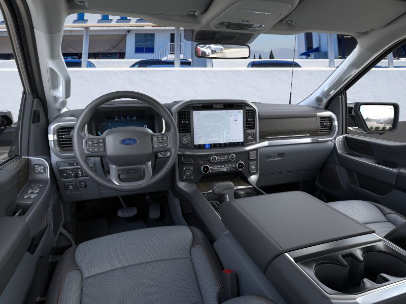 2025 Ford F-150 Lariat photo 12
