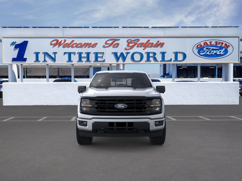 2025 Ford F-150 XLT photo 9
