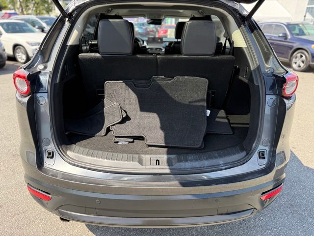2022 Mazda CX-9 Touring photo 6