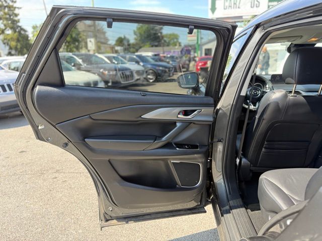 2022 Mazda CX-9 Touring photo 15