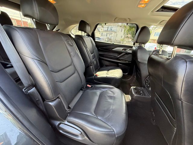 2022 Mazda CX-9 Touring photo 21