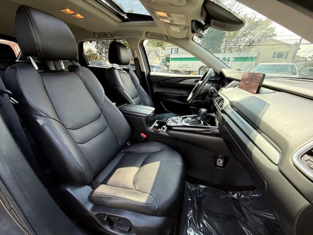 2022 Mazda CX-9 Touring photo 24