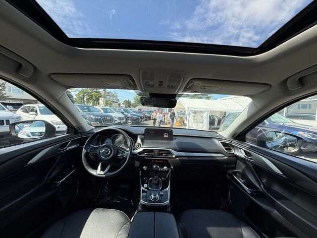 2022 Mazda CX-9 Touring photo 25