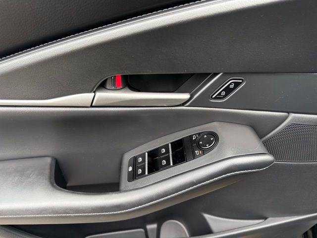 2022 Mazda CX-30 2.5 Select photo 14