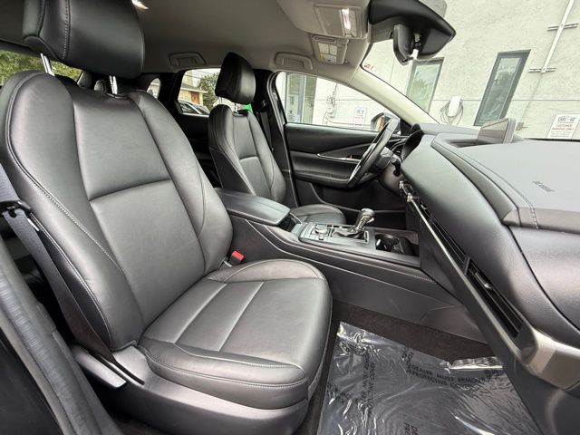 2022 Mazda CX-30 2.5 Select photo 26
