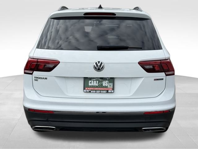 2020 Volkswagen Tiguan SE photo 3