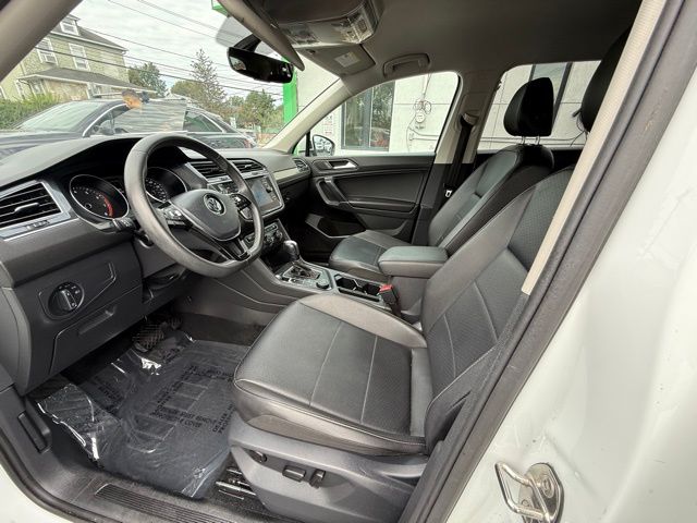 2020 Volkswagen Tiguan SE photo 10