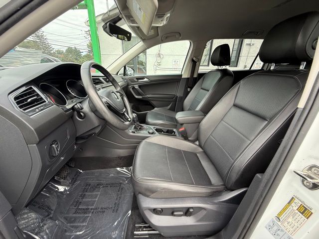 2020 Volkswagen Tiguan SE photo 11