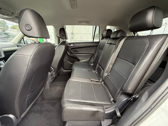 2020 Volkswagen Tiguan SE photo 14