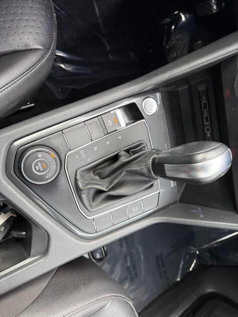 2020 Volkswagen Tiguan SE photo 22