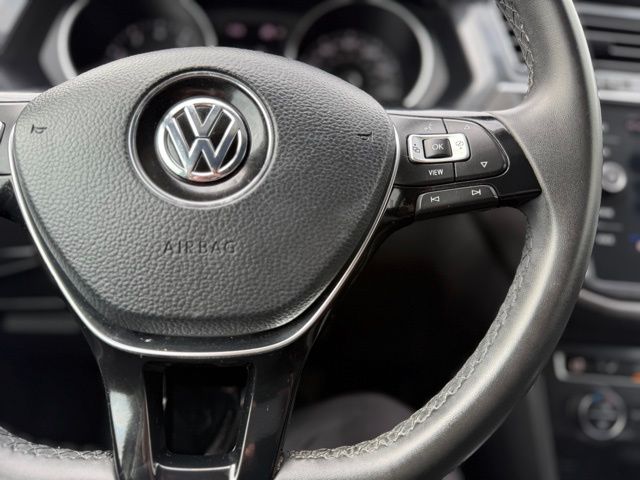 2020 Volkswagen Tiguan SE photo 27