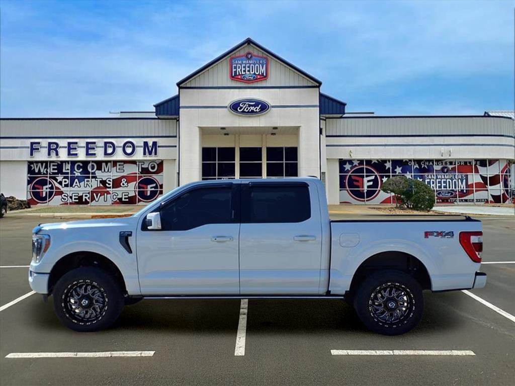 2023 Ford F-150 Lariat photo 2
