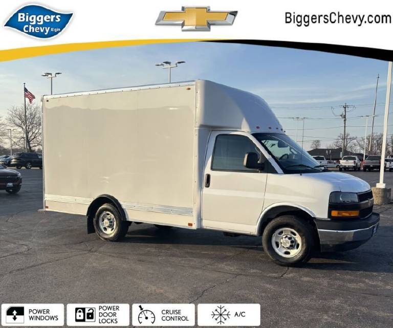 2024 Chevrolet Express Commercial Cutaway 1WT