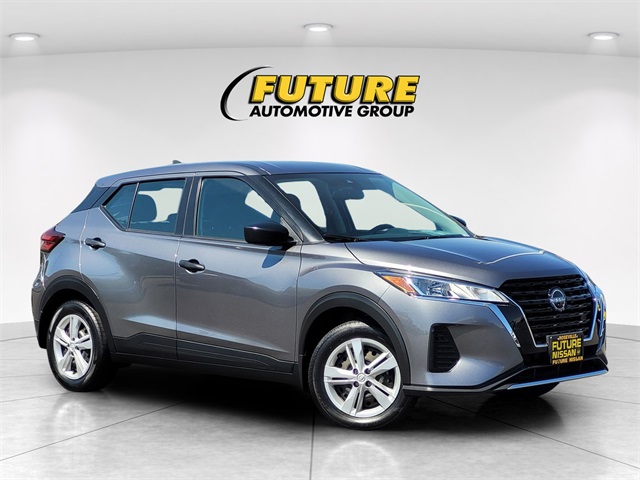 2023 Nissan Kicks S