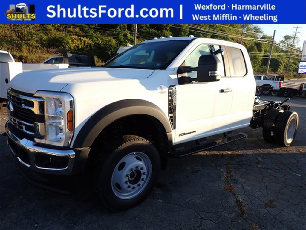 New 2025 Ford F-450SD XL