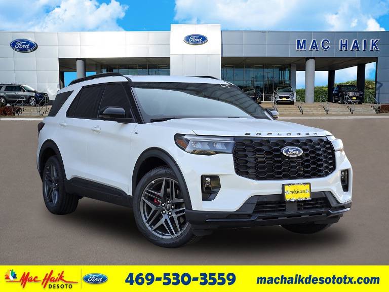 2025 Ford Explorer ST-Line