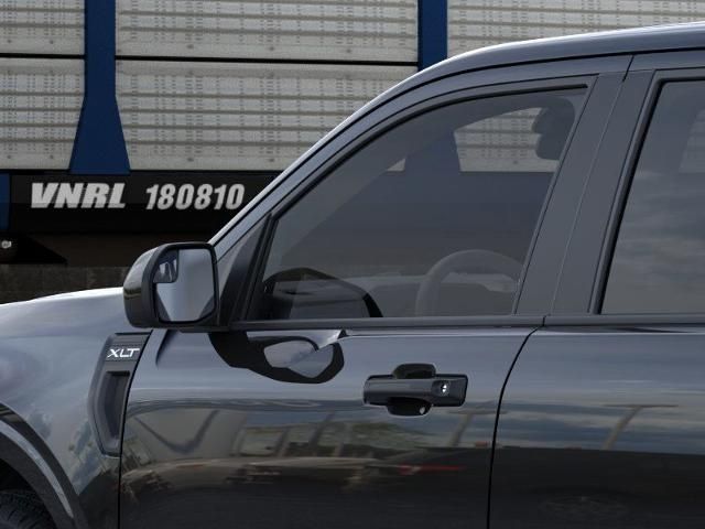 2025 Ford Maverick XLT photo 4