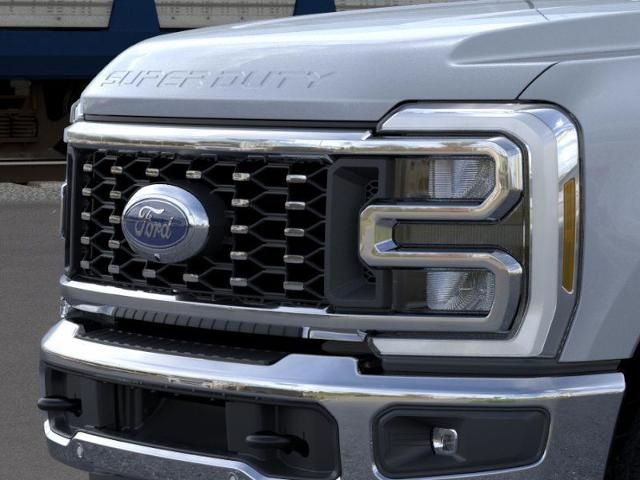 2026 Ford F-350 photo 16
