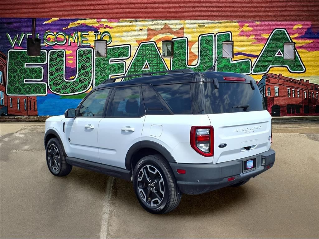 2021 Ford Bronco Sport Outer Banks photo 3