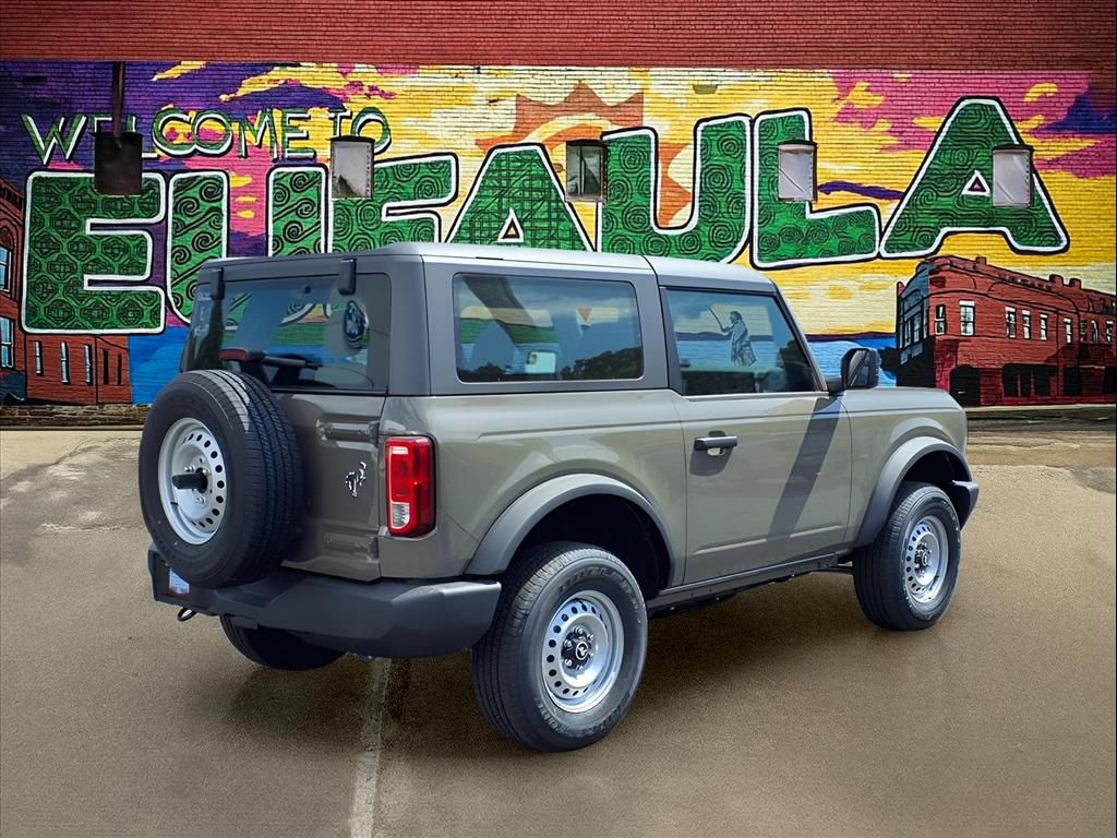 2025 Ford Bronco Base photo 7